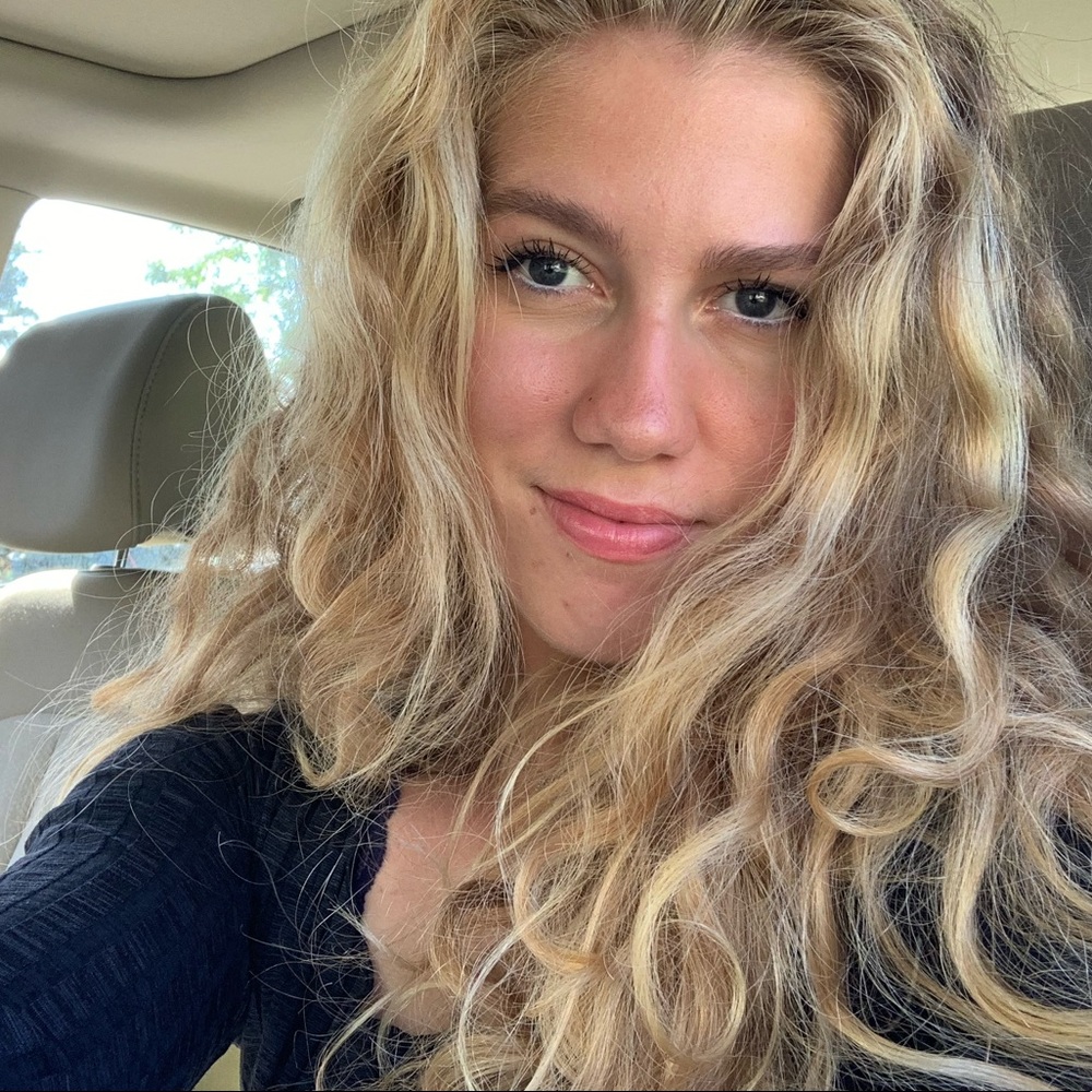 Meet your Posher, Molly